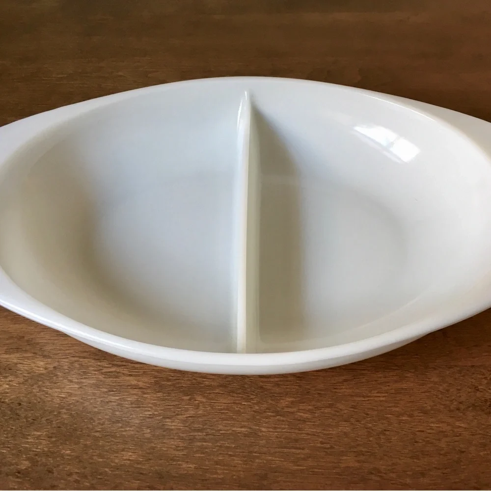 Vintage 60’s Pyrex White Oval Divided Glass Serving Dish w Handles 1063
